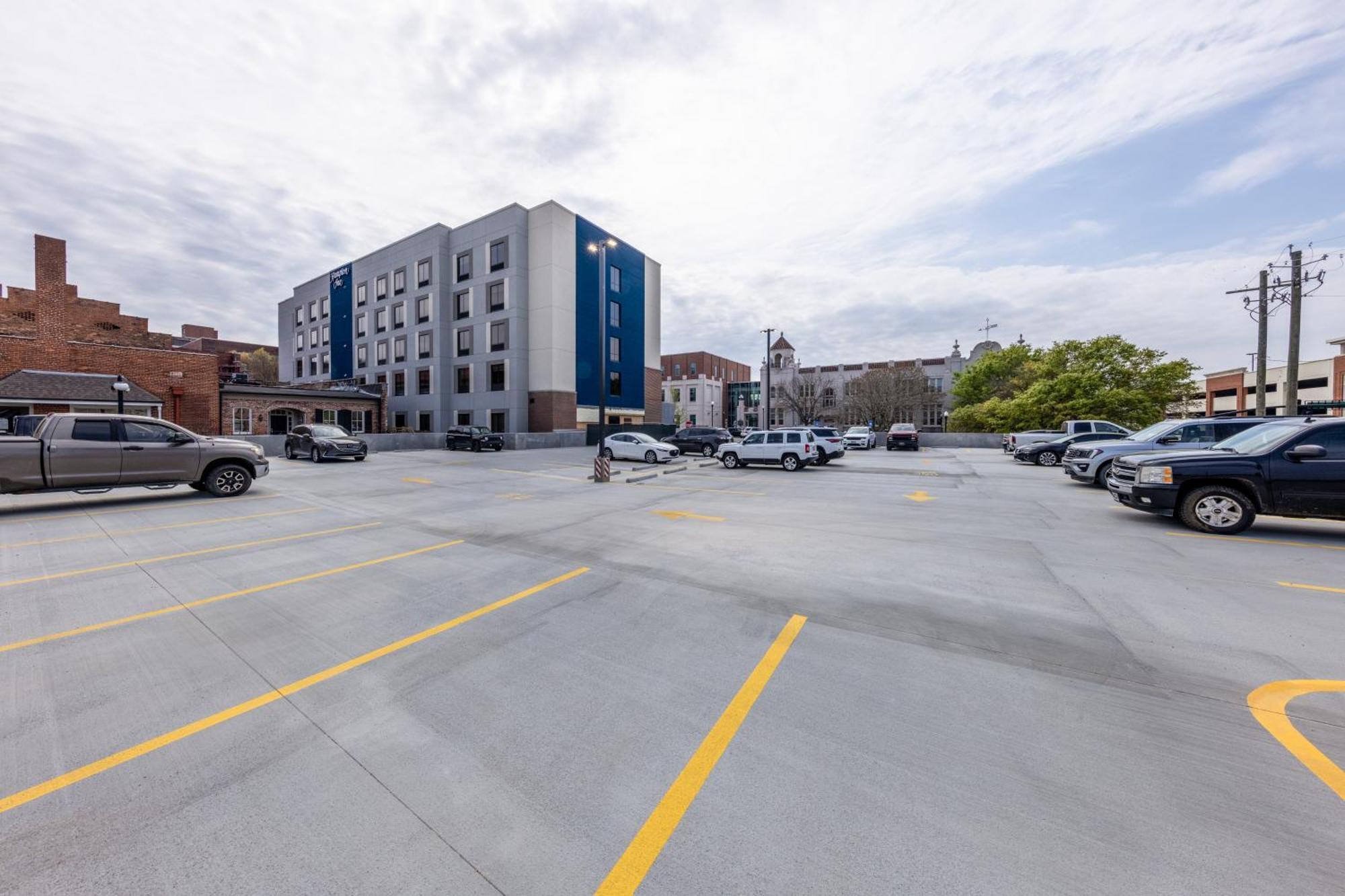 Hampton Inn Columbus Downtown, Ga Exterior foto